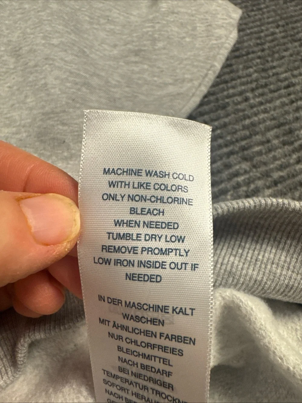 TRUE RELIGION Man's Horse Shoe Foil Pullover Sweater shirt  Size X-Large Grey